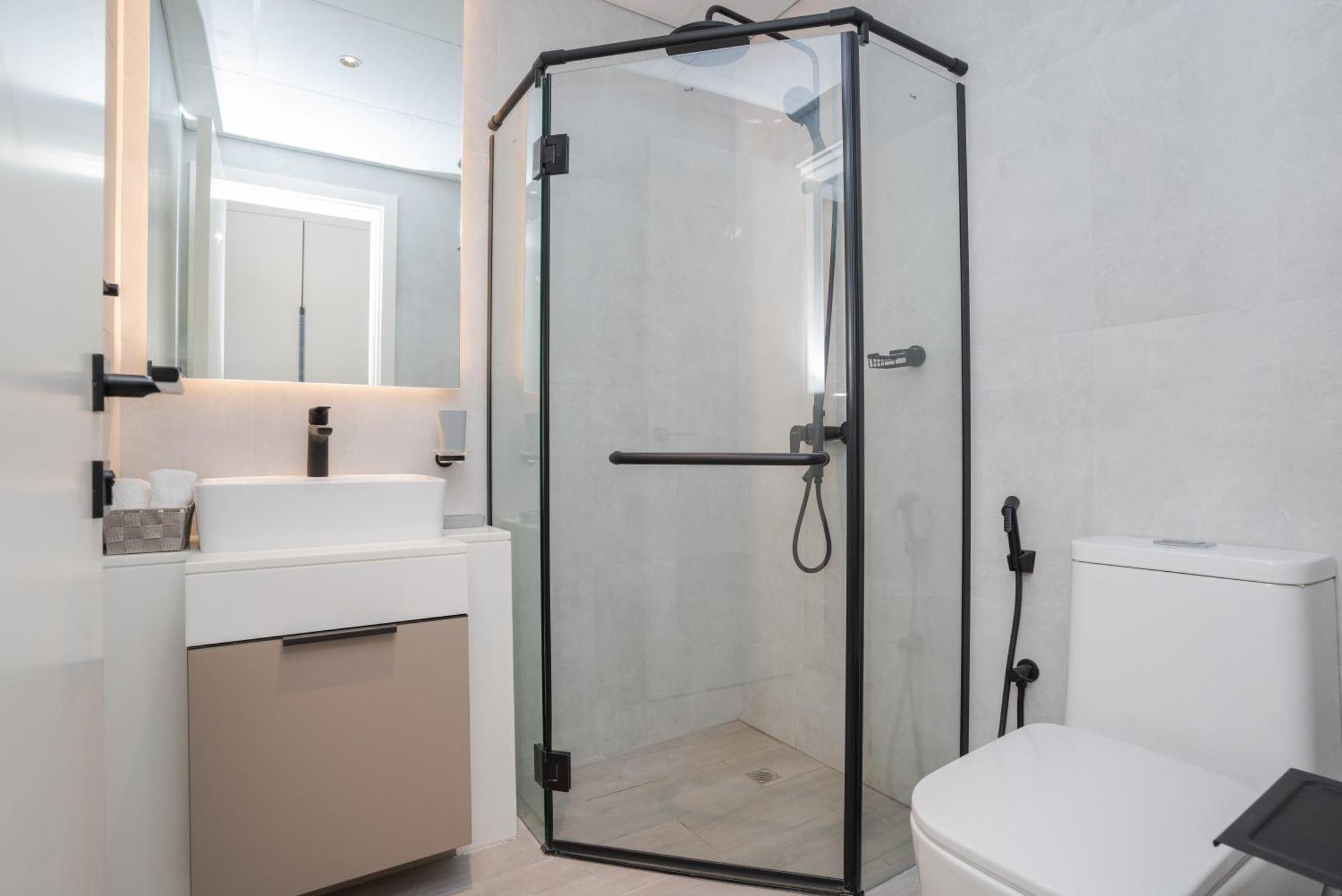 Apartment Chic 1br In Mesk 1 With Serene Balcony Views By Vibel *